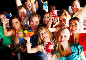 5 riscos que você não pode correr ao dar uma festa